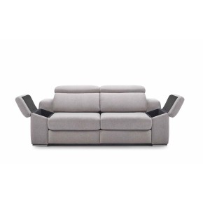 CHAISELONGUE COSMO REYES ORDÓÑEZ